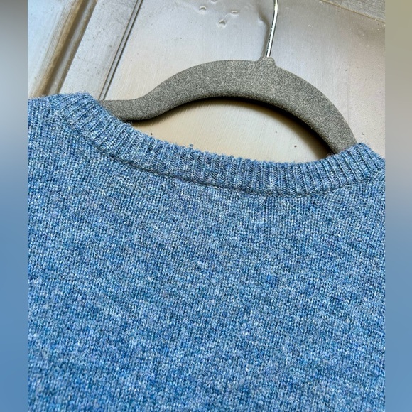 Polo Ralph Lauren 100% Lambs Wool Blue V-Neck Sweater - Men's Small - Picture 3 of 8